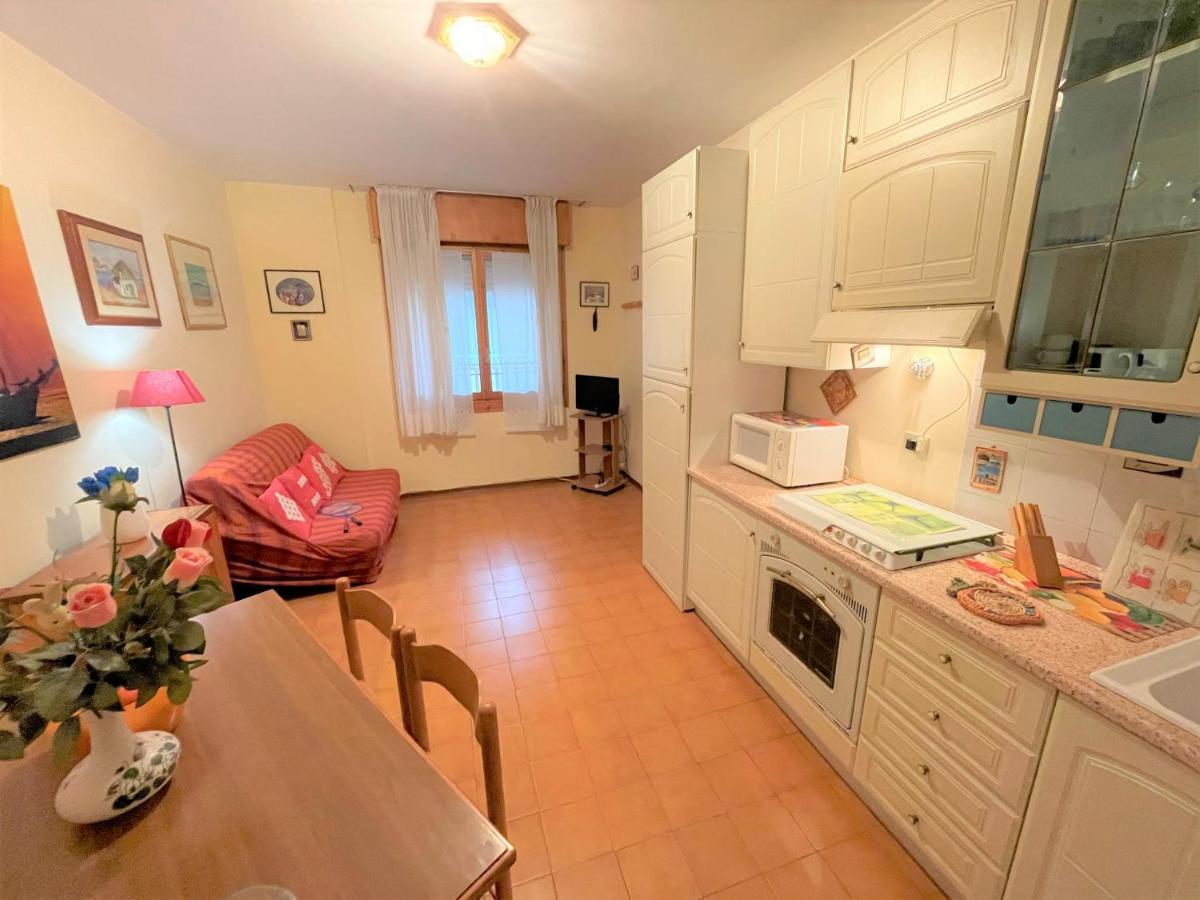 Condominio Miriam Бібіоне Екстер'єр фото